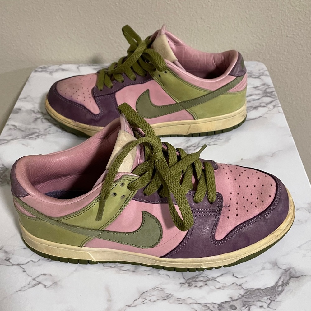 Nike olive & lavender dunk low